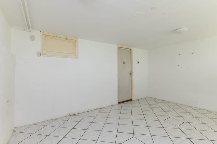 Photo 33 of Eline Verestraat 1