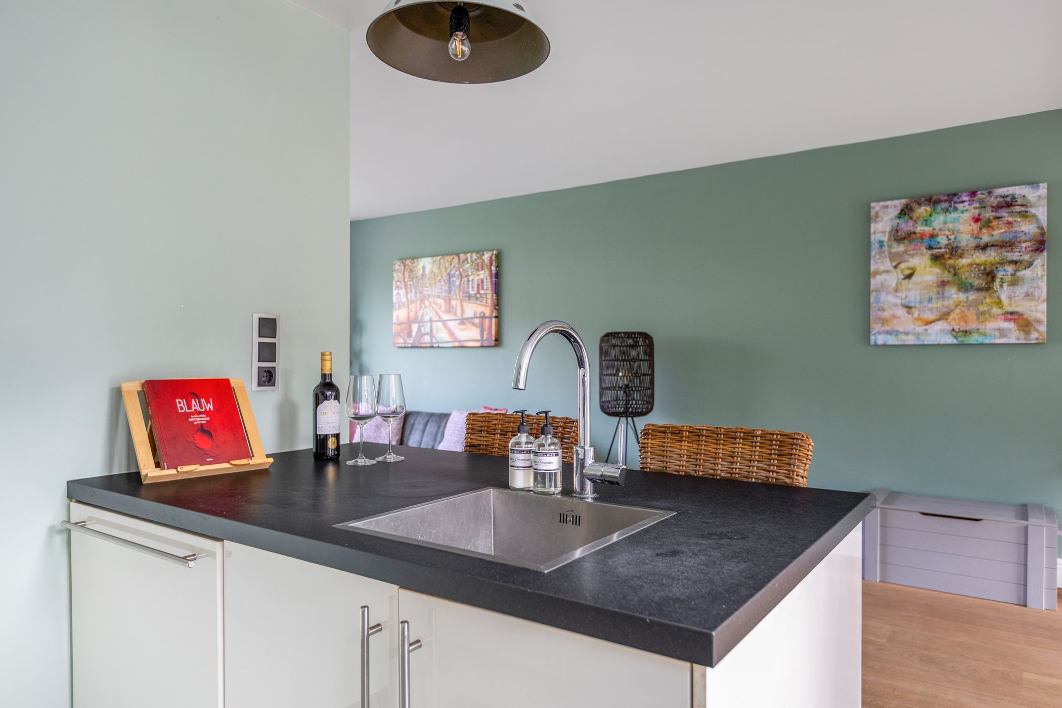 Foto 24 van Utenhamstraat 7