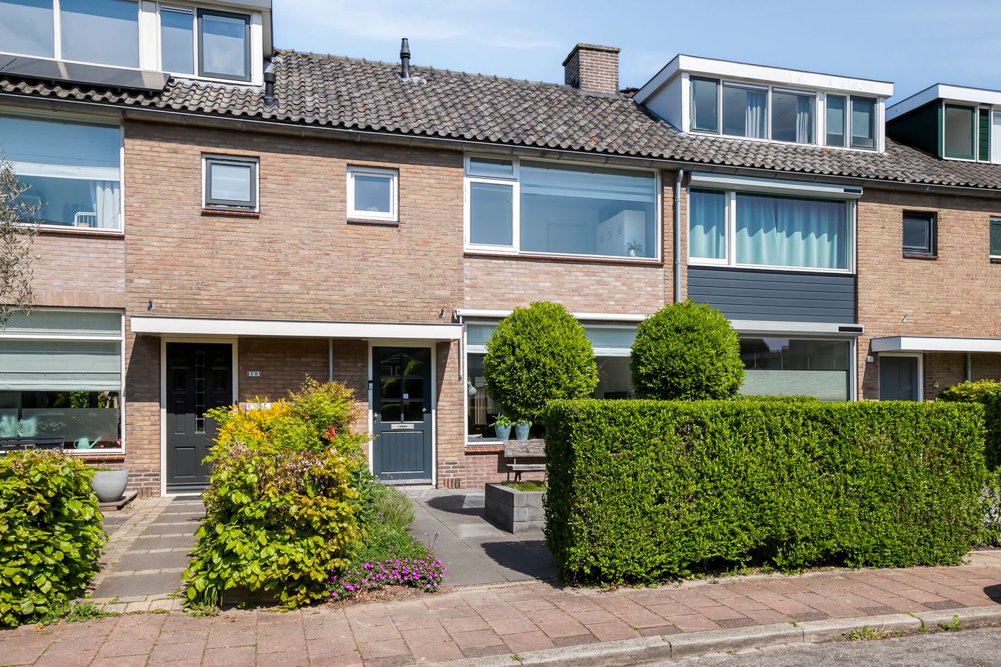 Foto 1 van Esdoornlaan 6