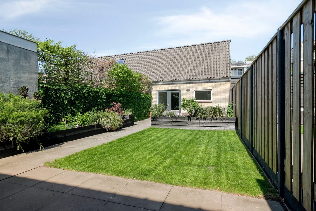 Foto 2 van Esdoornlaan 6