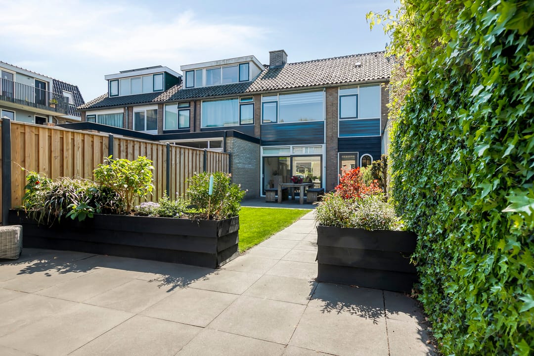 Foto 23 van Esdoornlaan 6