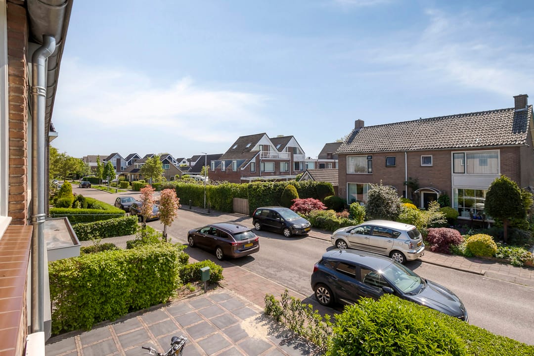 Foto 32 van Esdoornlaan 6