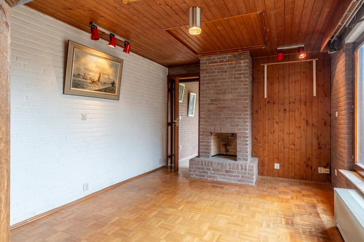 Foto 15 van Burgemeester van de Loostraat 12