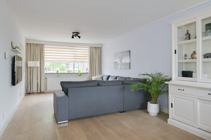 Foto 9 van Emmerikseweg 79