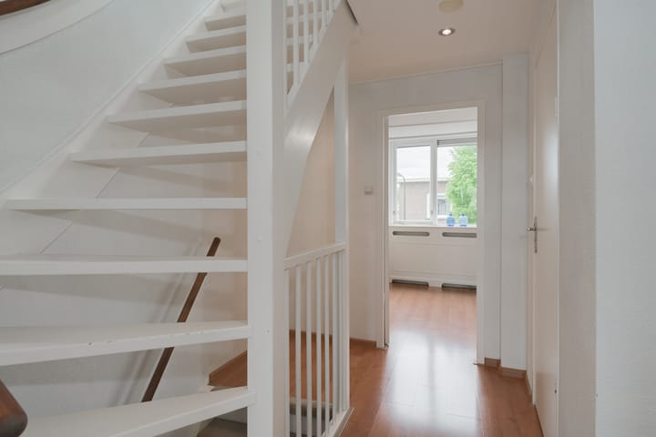 Foto 16 van Emmerikseweg 79