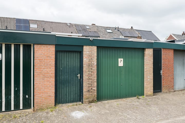 Foto 32 van Emmerikseweg 79