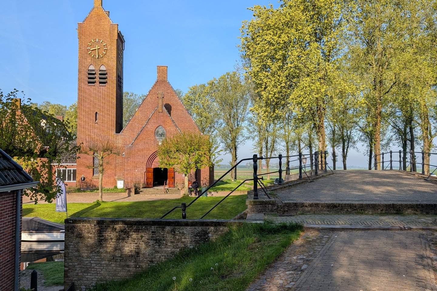 View photo 2 of Kapelstreek 223