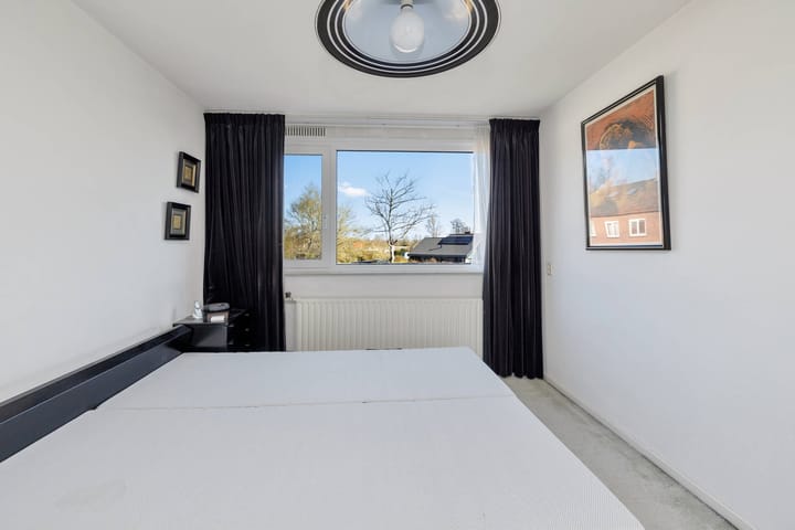 Foto 13 van Kamperfoeliestraat 3