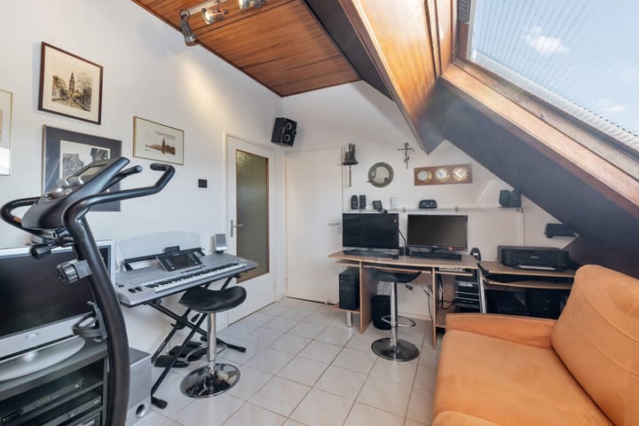 Foto 22 van Kamperfoeliestraat 3