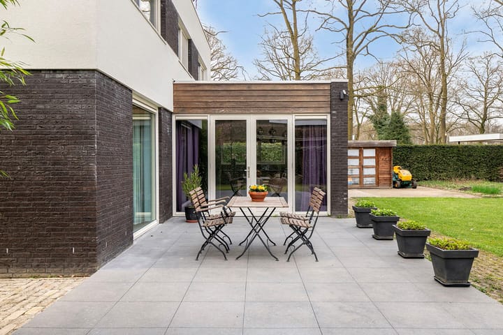 Photo 36 of De Messemaker 17