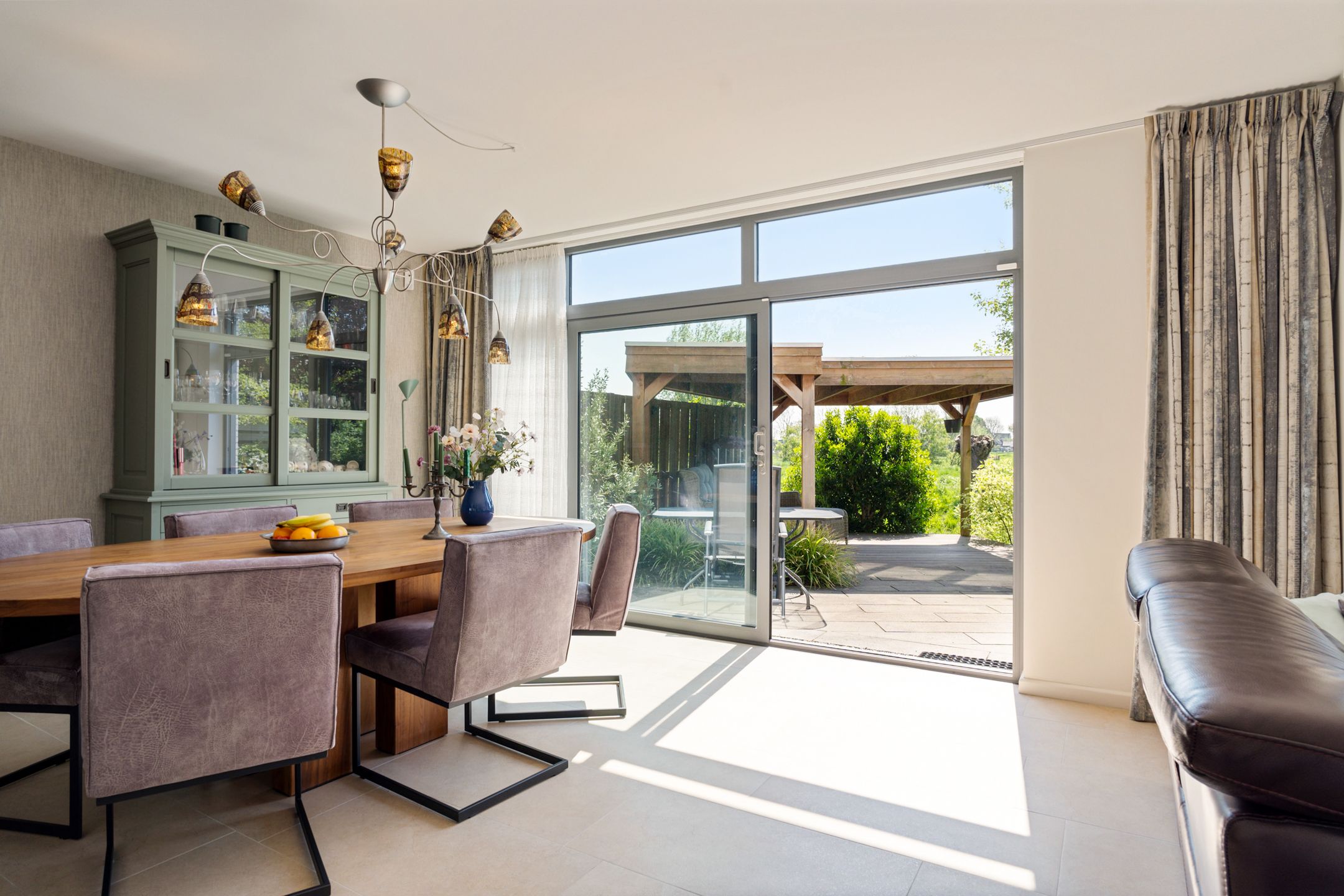 Foto 30 van Goudenregenzoom 142