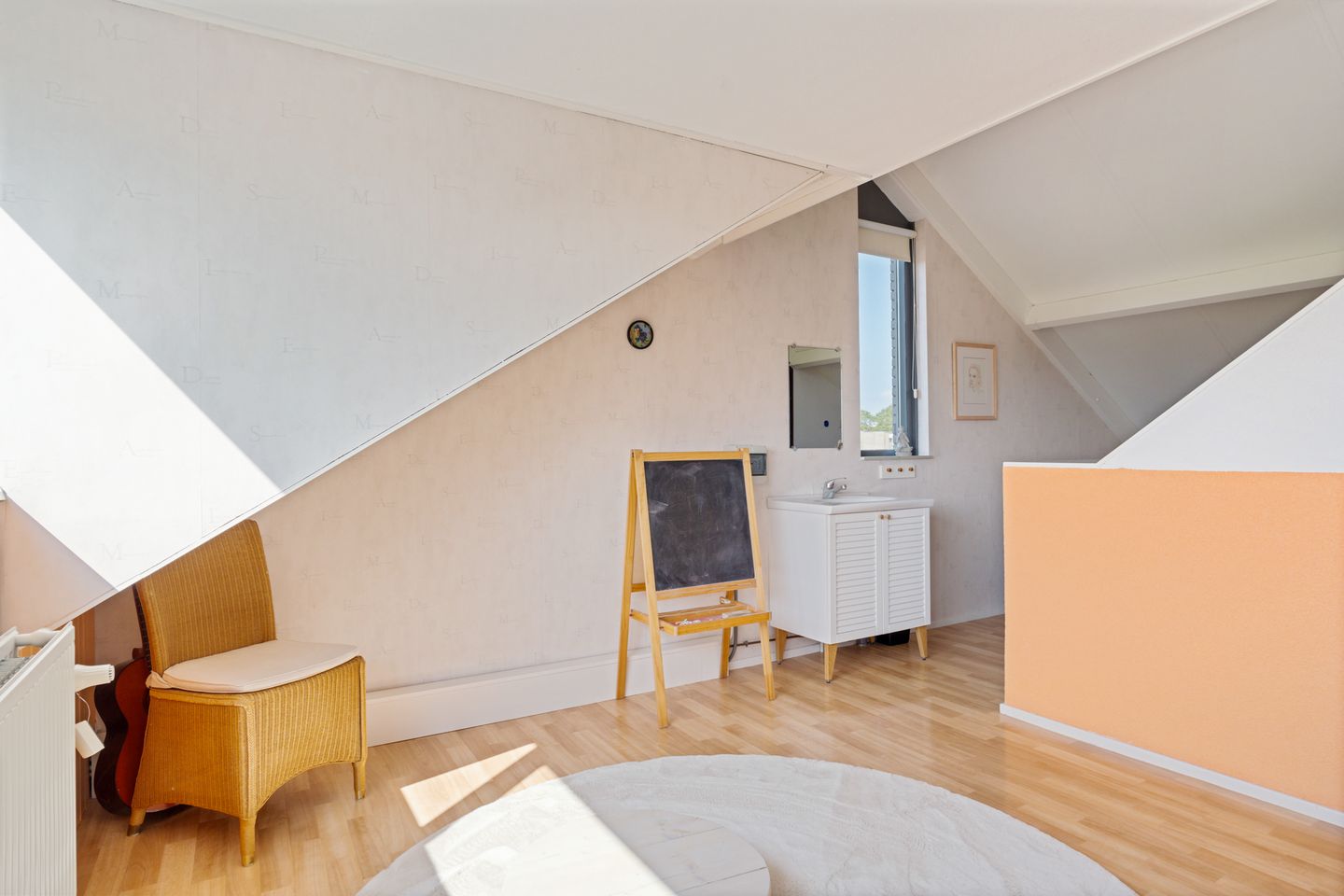 Foto 74 van Goudenregenzoom 142