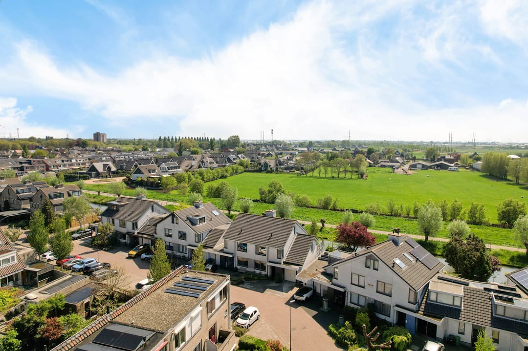 Foto 82 van Goudenregenzoom 142