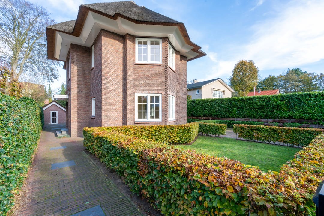 Foto 1 van Admiraal Helfrichlaan 1