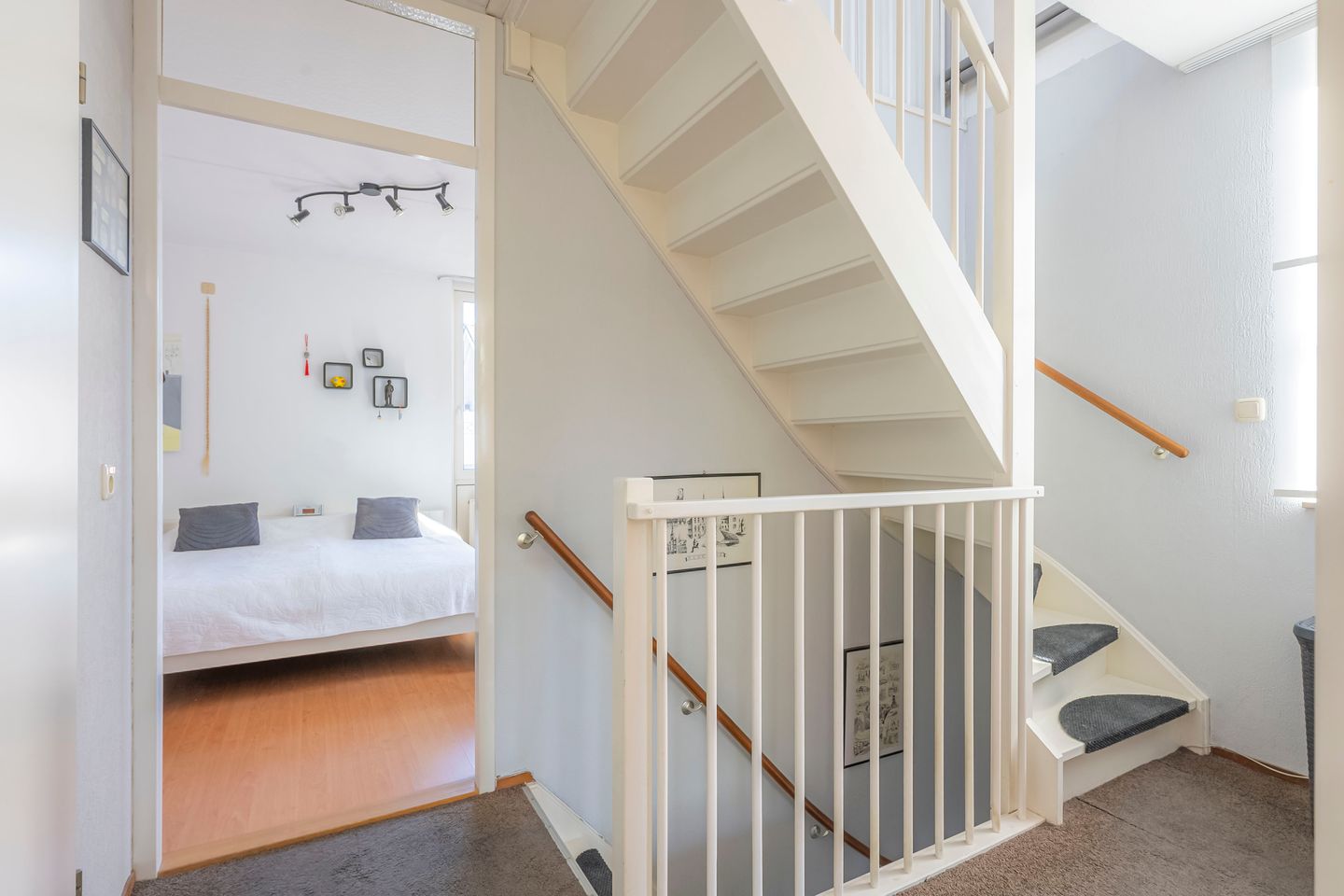 Foto 10 van Michelisstraat 9