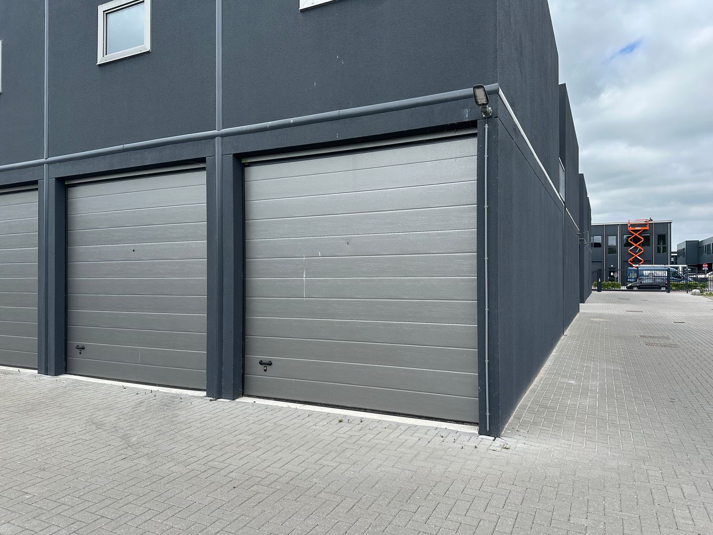 Bekijk foto 1 van Titaniumweg 140
