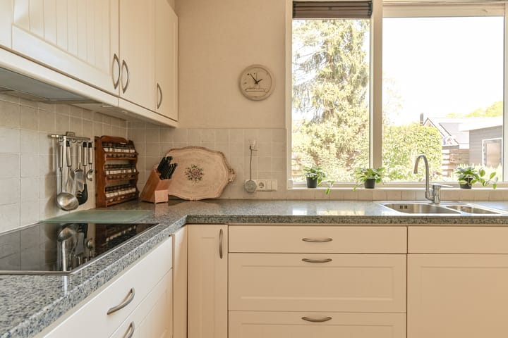 Foto 28 van Jasmijnstraat 5