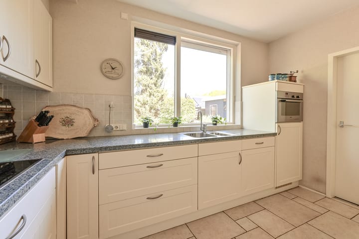 Foto 29 van Jasmijnstraat 5