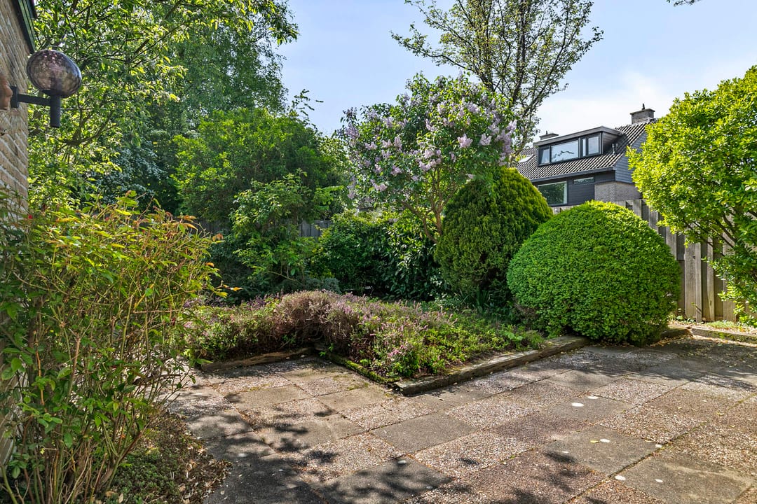 Photo 23 of Arnoldsonstraat 53