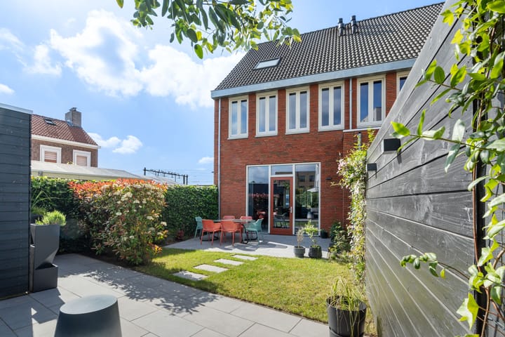 Foto 31 van Lous van Beusekomlaan 89