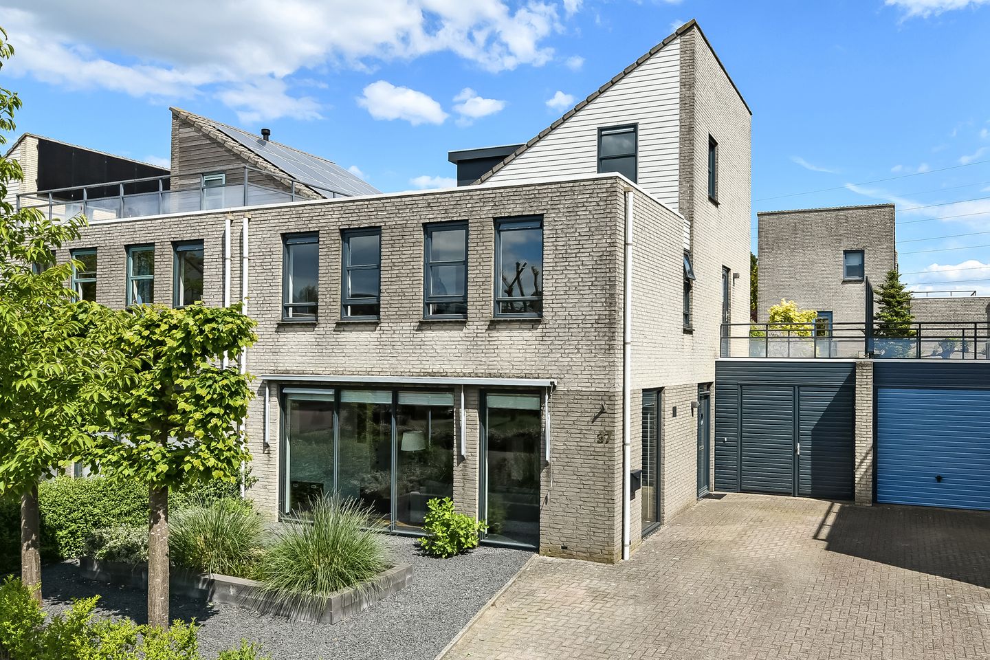 Foto 1 van Notarisappel 37