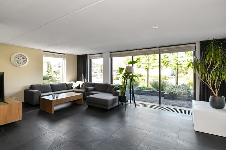 Foto 2 van Notarisappel 37