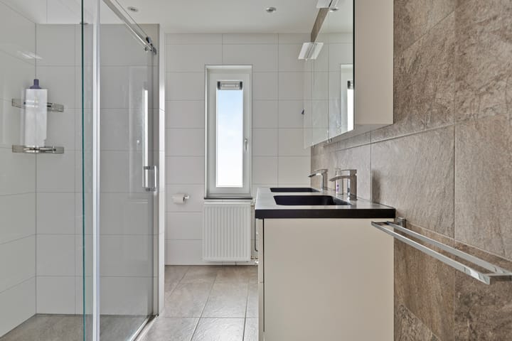 Photo 17 of Finistèrelaan 63