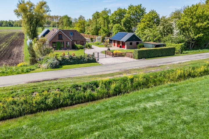 Foto 83 van Hanebuert 4