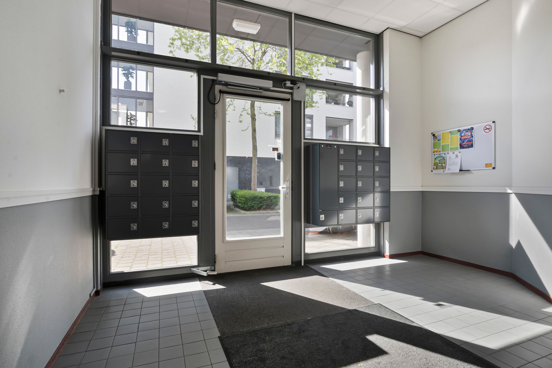 Foto 6 van Manis Krijgsmanhof 96