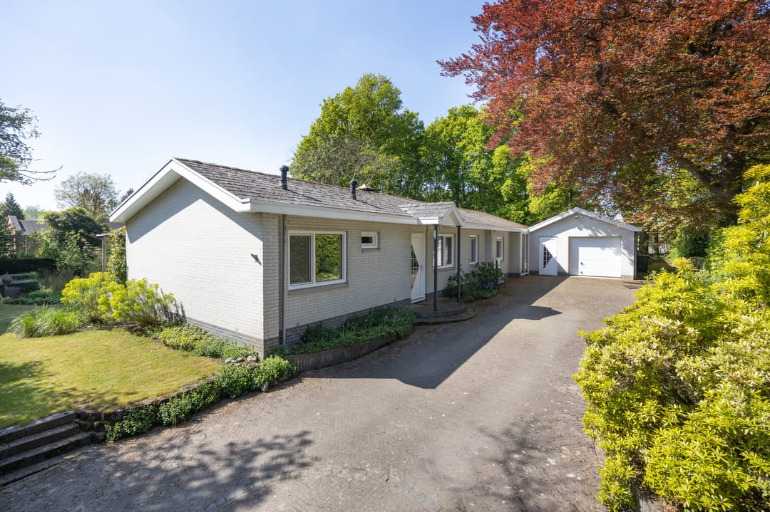 Foto 1 van Mommersstraat 10