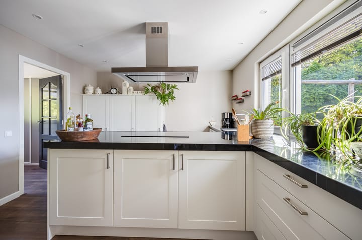 Foto 20 van Mommersstraat 10