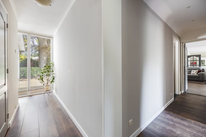 Foto 26 van Mommersstraat 10