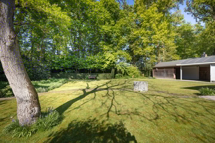 Foto 40 van Mommersstraat 10