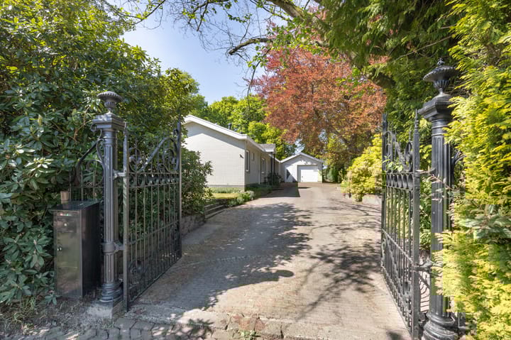 Foto 58 van Mommersstraat 10