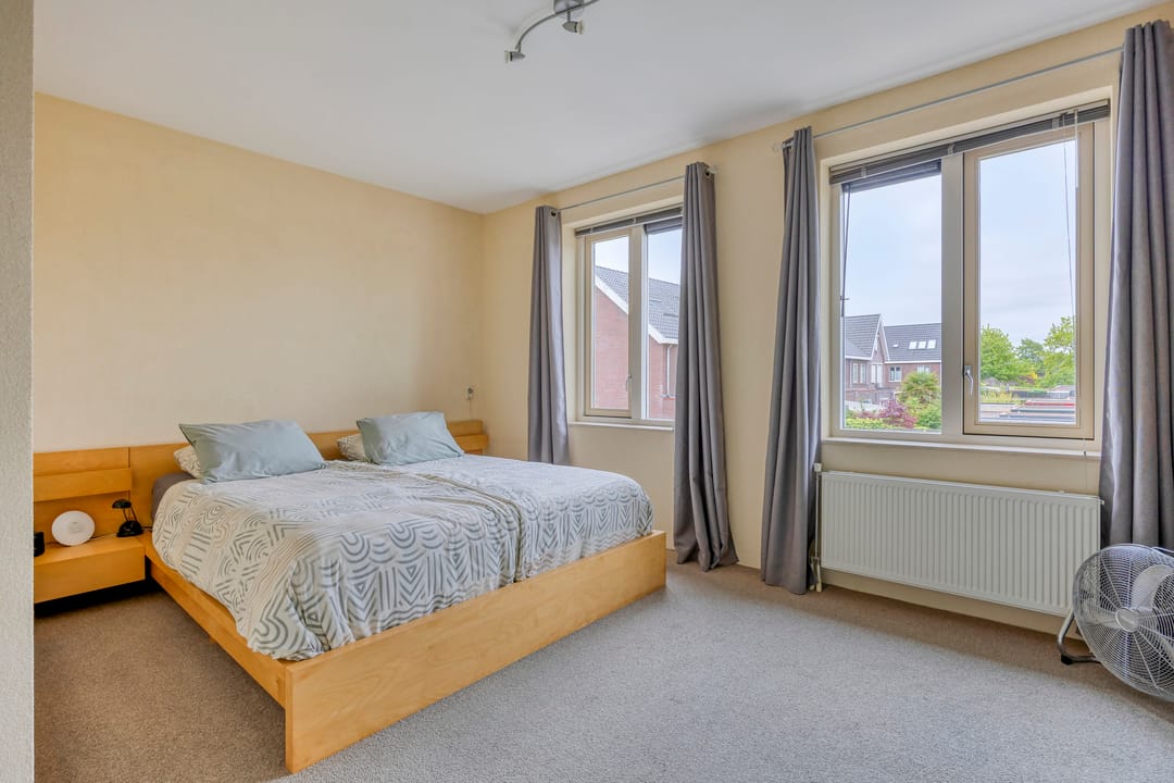 Foto 11 van Meeuwenstraat 10