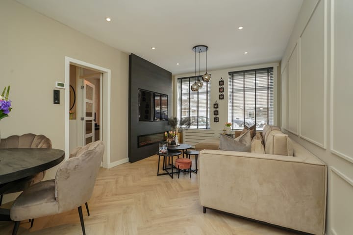 Foto 11 van Pluvierstraat 329