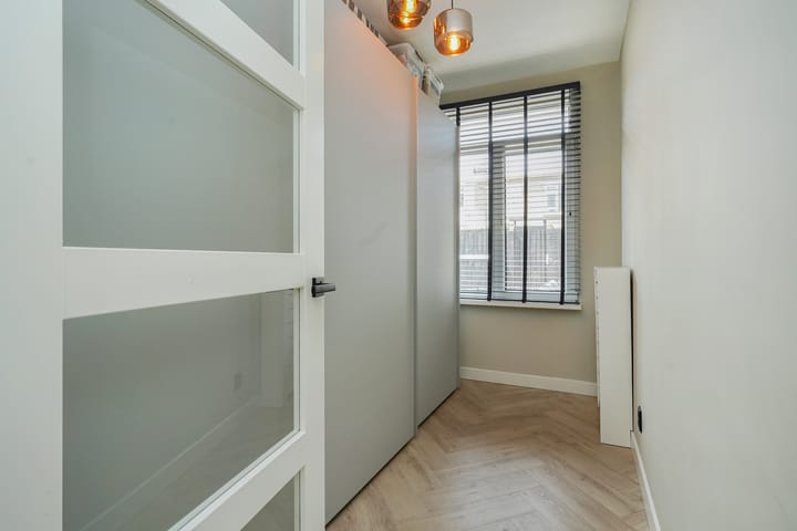 Foto 17 van Pluvierstraat 329