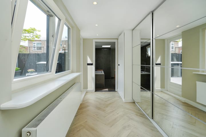 Foto 21 van Pluvierstraat 329