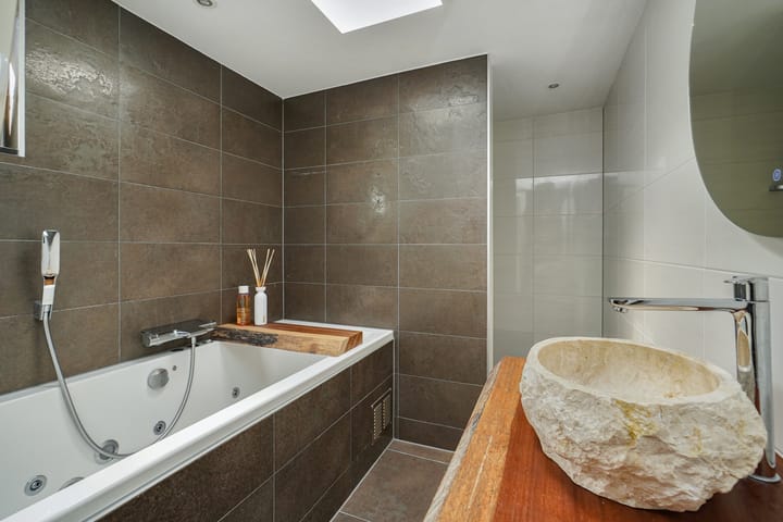 Foto 23 van Pluvierstraat 329