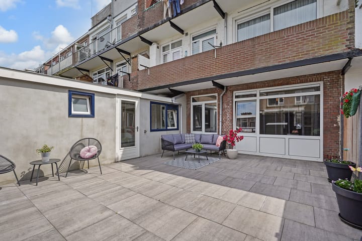 Foto 30 van Pluvierstraat 329