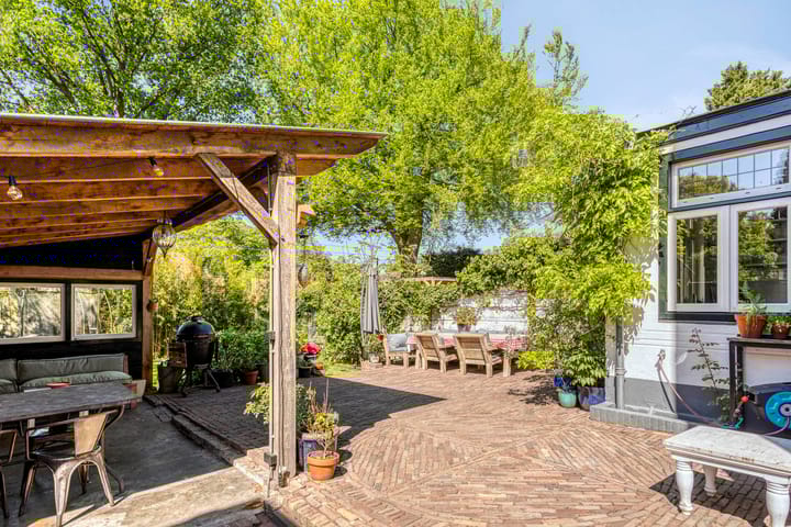 Foto 23 van Alexanderlaan 17