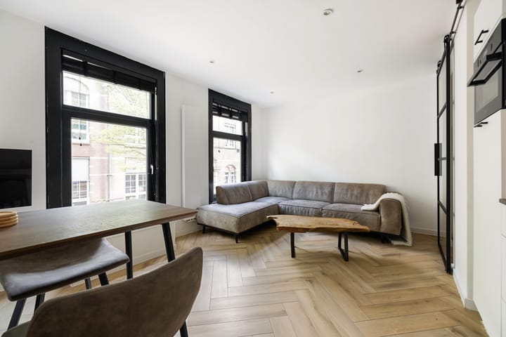 Foto 1 van Roggeveenstraat 109