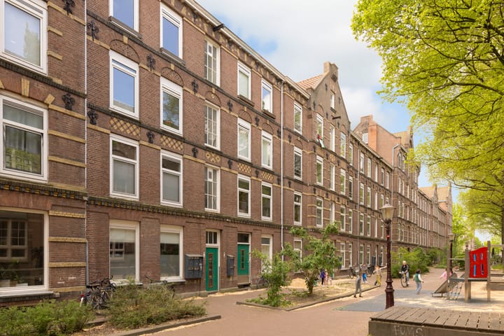 Foto 12 van Roggeveenstraat 109