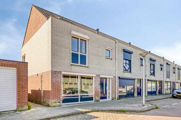 Foto 5 van Amaliastraat 1