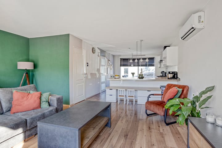 Foto 10 van Amaliastraat 1