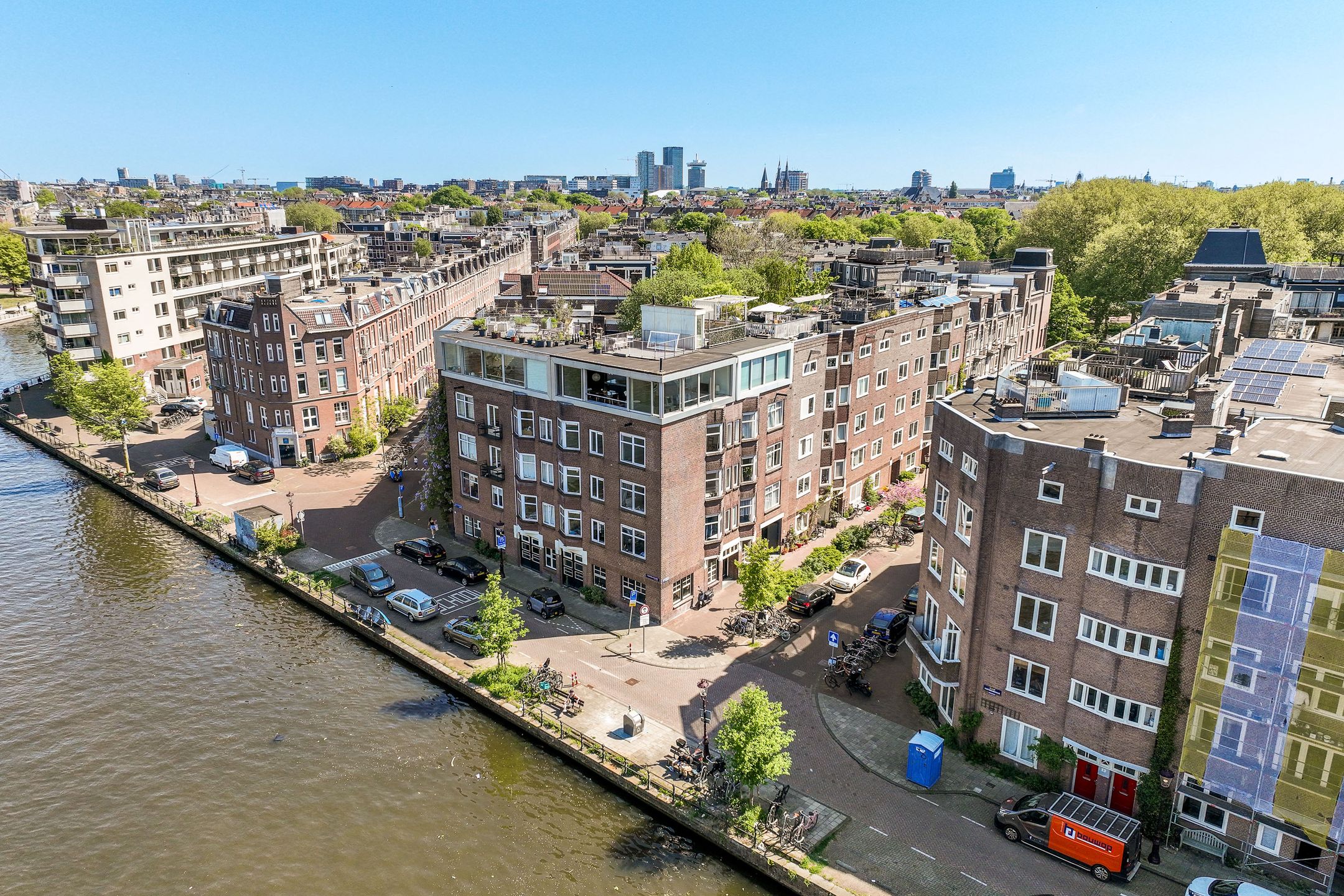 Foto 42 van Amaliastraat 22-3