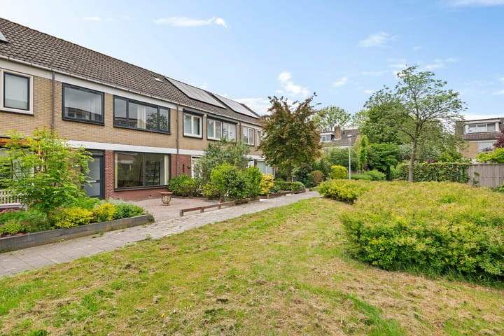 Photo 2 of Graan voor Visch 19811