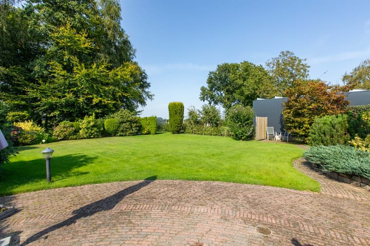 Photo 52 of Kerkstraat 75