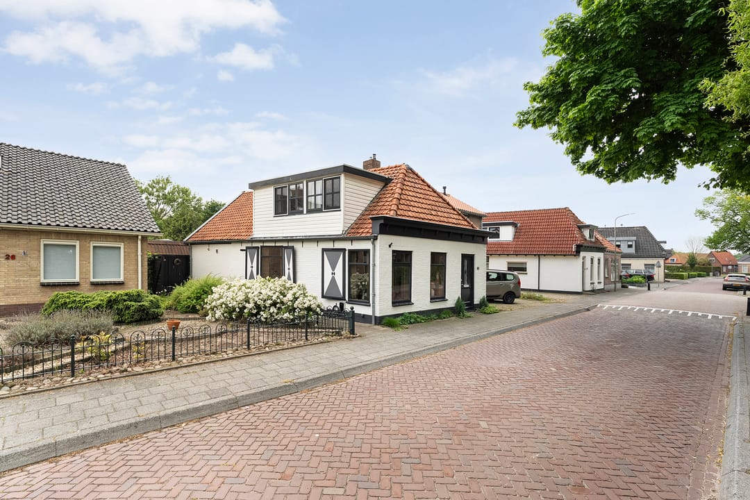 Photo 7 of Burgemeester G W Stroinkweg 24