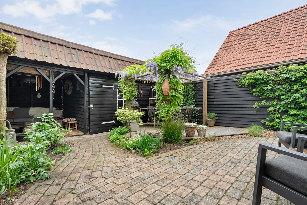 Photo 32 of Burgemeester G W Stroinkweg 24